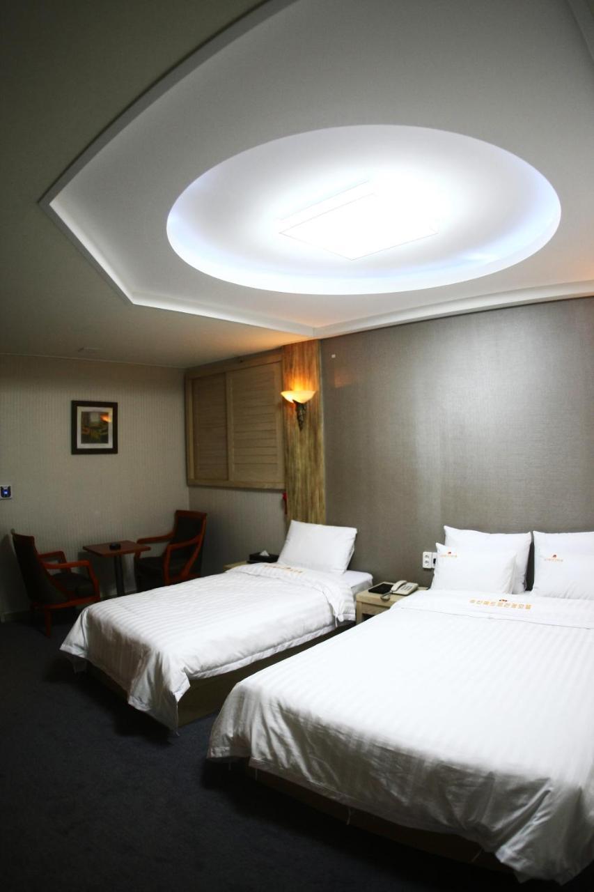 Metro Pol Tourist Hotel Pyeongtaek Bilik gambar